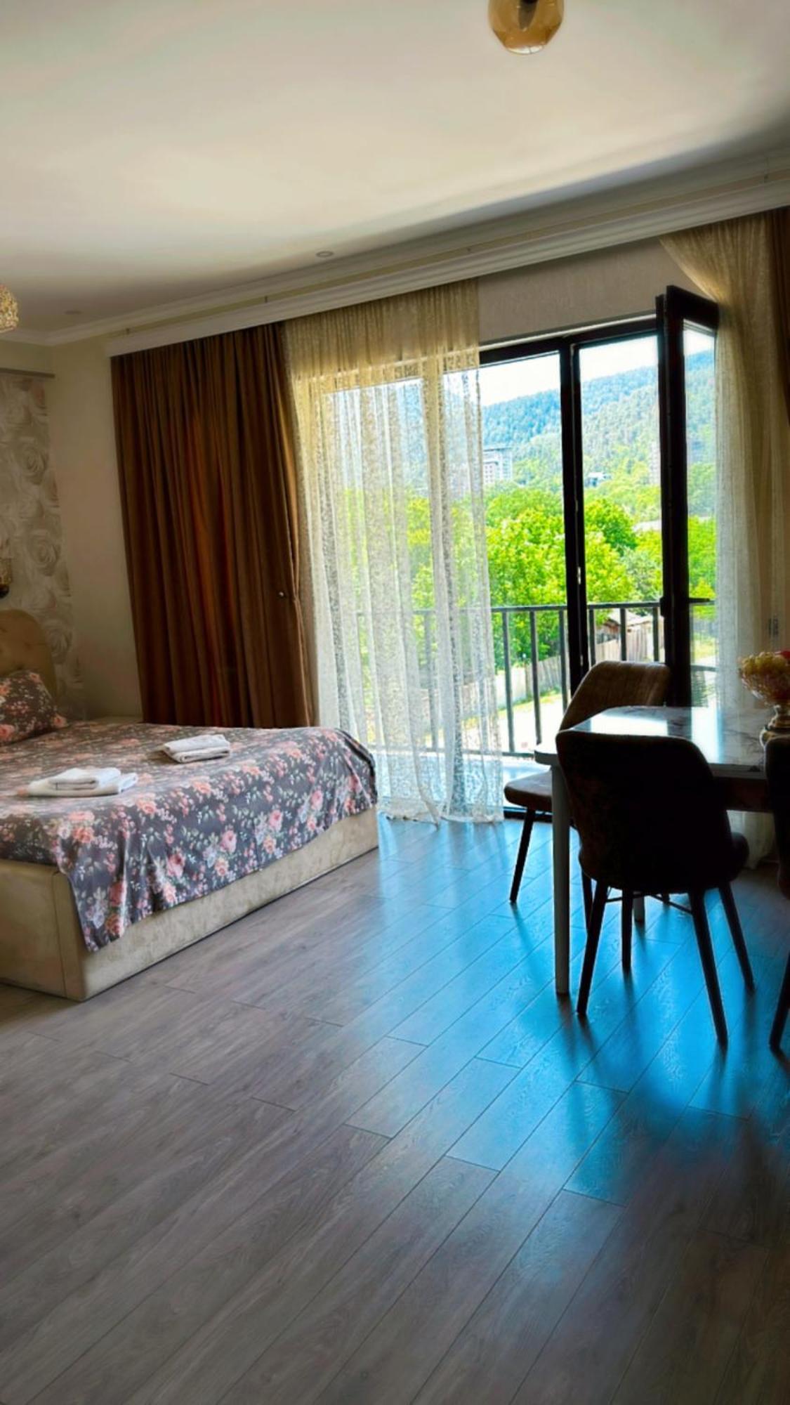 Vitali Apartment ボルジョミ エクステリア 写真